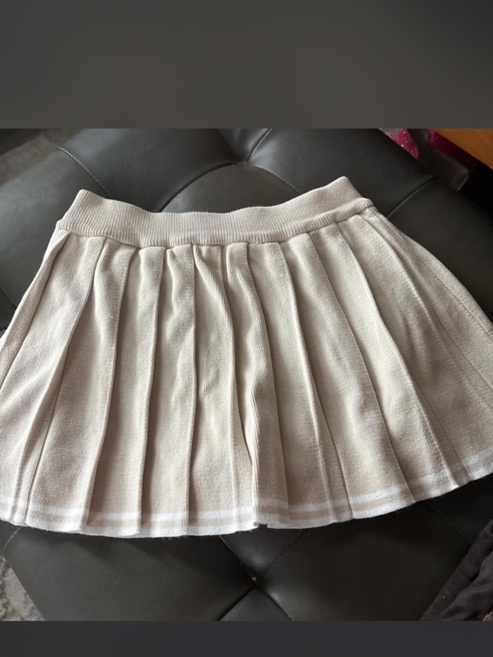 Daisy Cream Pleated Skater Skirt